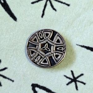 Silver Celtic Knot Pendant